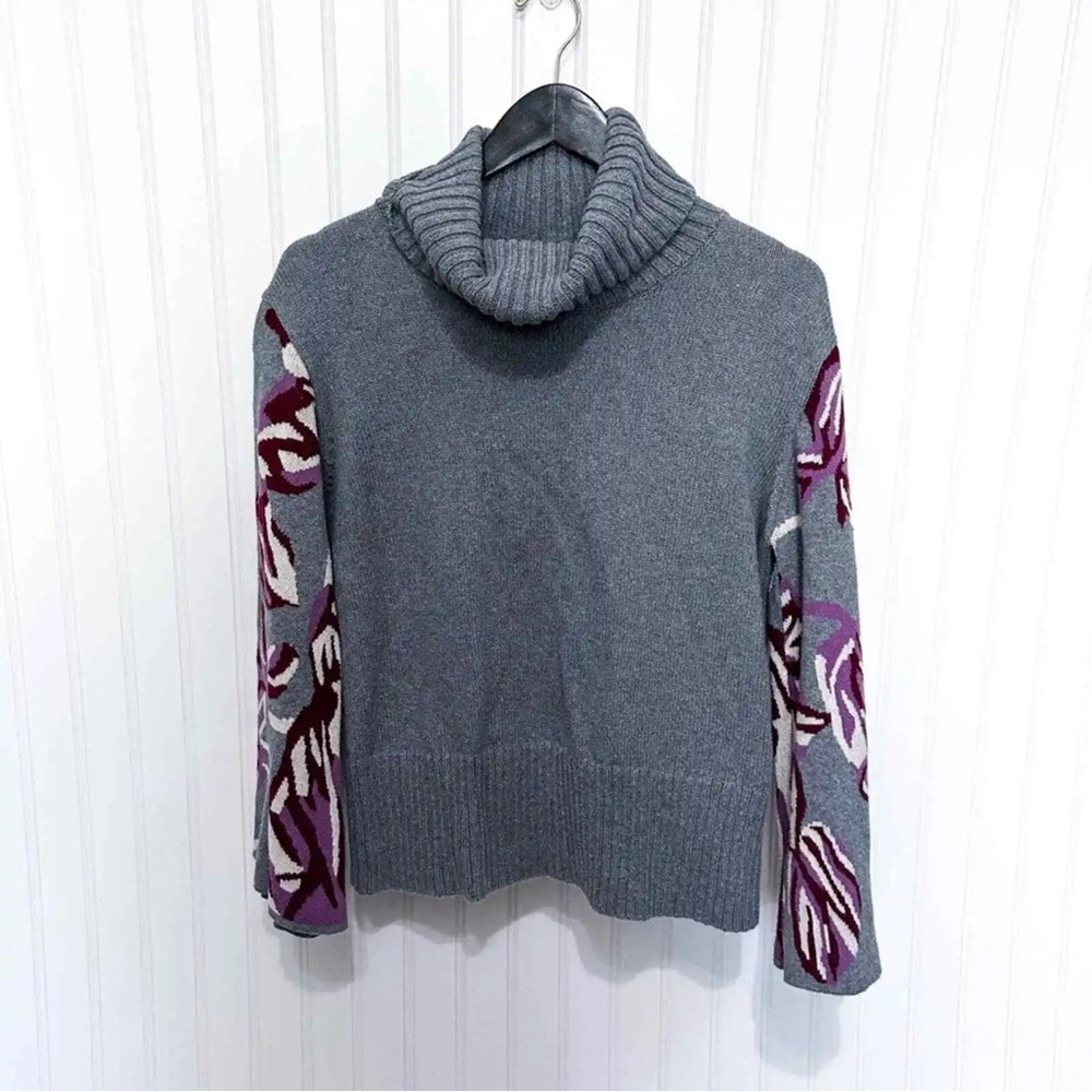 Cabi sweater Medium